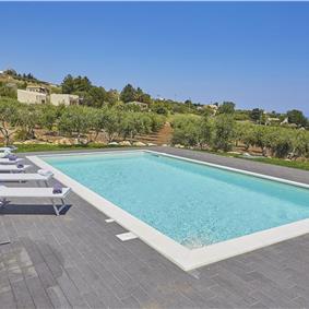3 bedroom villa with pool near Scopollo, sleeps 6